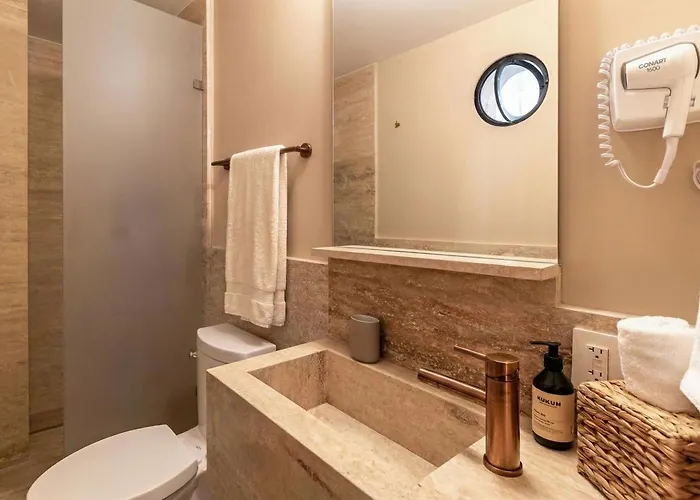 Marsella, A Kukun Edition Aparthotel