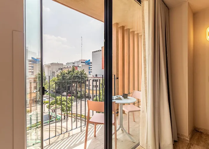 Aparthotel Marsella, A Kukun Edition