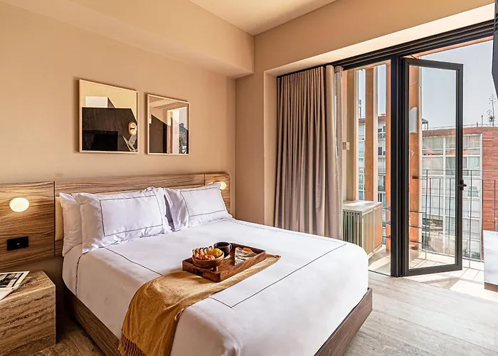 Aparthotel Marsella, A Kukun Edition 4*